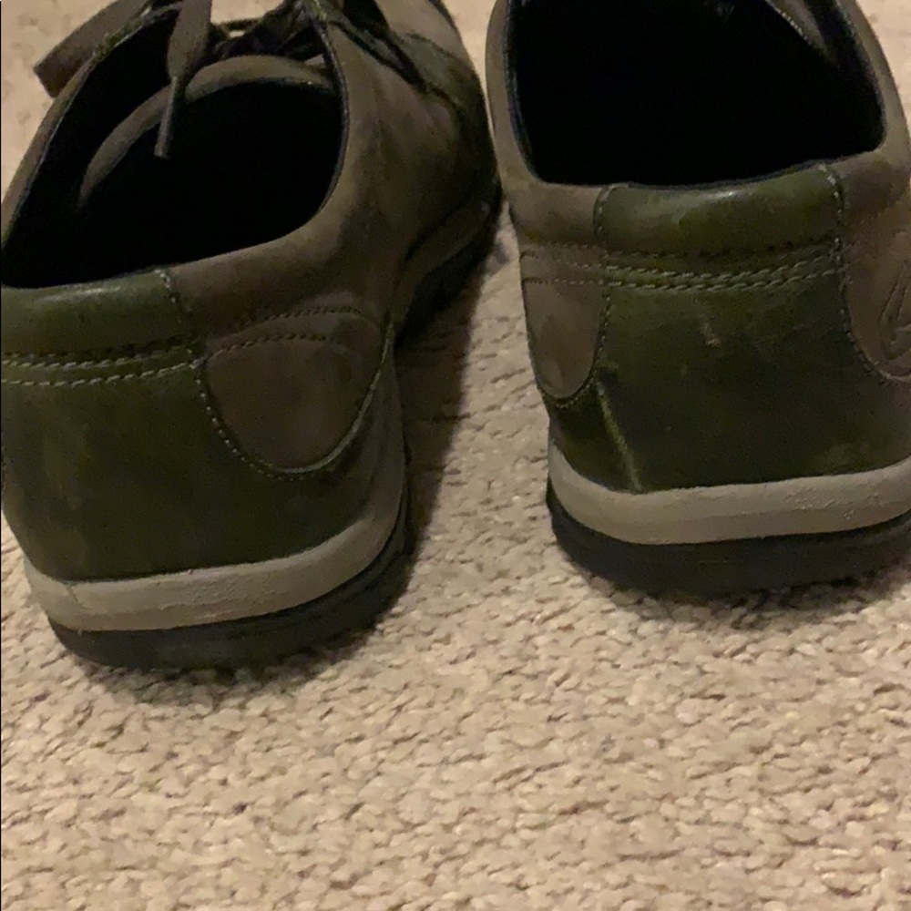 KEEN’s - Picture 4 of 6